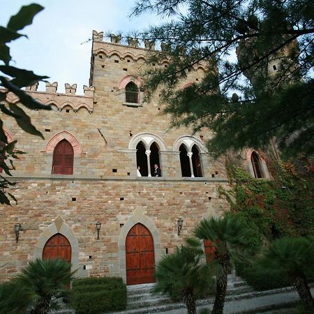 Willa Castello Il Borgia In Passignano Sul Trasimeno - Italy Zewnętrze zdjęcie
